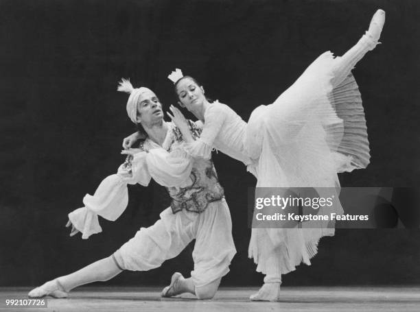 Soviet ballet dancer Rudolf Nureyev and Noella Pontois in 'Le Bourgeois Gentilhomme' at the Paris Opera, December 1979. The comic ballet by Molière...