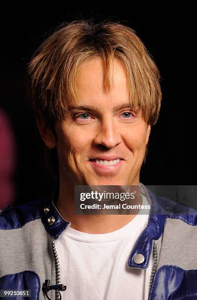 Larry Birkhead, former partner of actress Anna Nicole Smith speaks to the media during the press preview for the sale of the Estate of Anna Nicole...