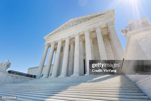 us supreme court building in washington dc usa - us supreme court building stock-fotos und bilder