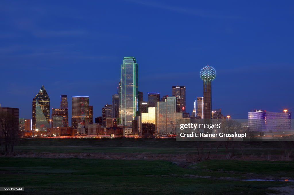 Skyline of Dallas at night