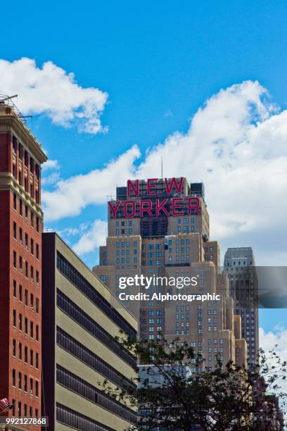 new yorker hotel - garment district imagens e fotografias de stock