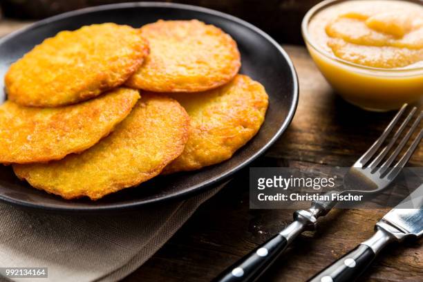 potato pancakes - potato pancake stock pictures, royalty-free photos & images