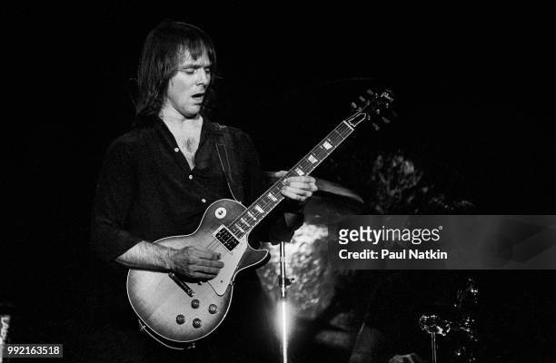 Guitarist Ronnie Montrose performs on stage at the Park West in Chicago, Illinois, December 12, 1979.