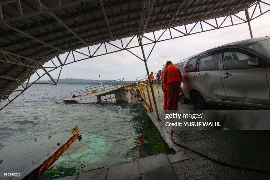 INDONESIA-ACCIDENT-BOAT