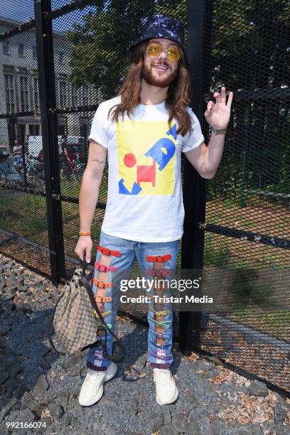 Riccardo Simonetti attends the Marina Hoermanseder show during the Berlin Fashion Week Spring/Summer 2019 at ewerk on July 5, 2018 in Berlin,...