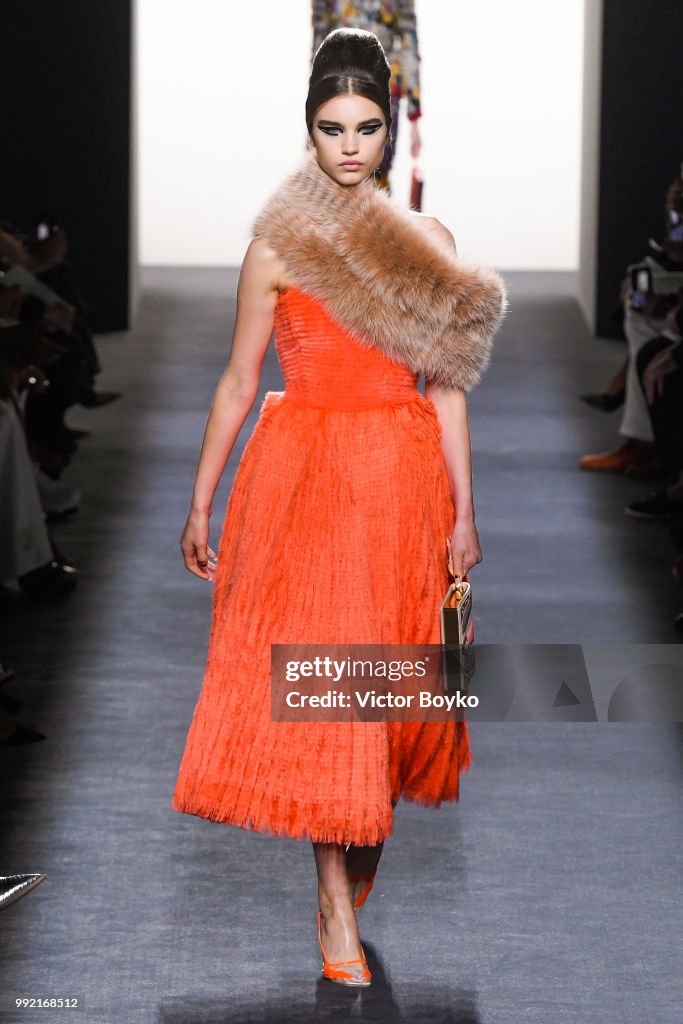 Fendi Couture : Runway - Paris Fashion Week - Haute Couture Fall Winter 2018/2019