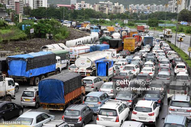 Traffic Jam on Sion-Panvel highway after the rain at Kharghar, on July 4, 2018 in Mumbai, India. Heavy rains made a comeback in Mumbai causing...