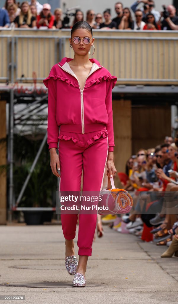I'Vr Isabel Vollrath - Show - Berlin Fashion Week Spring/Summer 2019