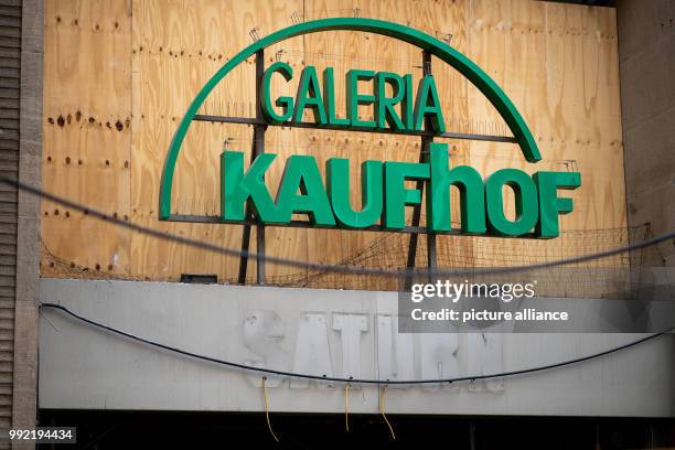 July 2018, Germany, Cologne: A branch of Galeria Kaufhof, which is being rennovated. Photo: Marius Becker/dpa