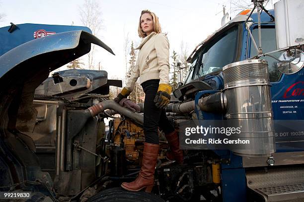 87 Ice Road Truckers Photos & High Res Pictures - Getty Images