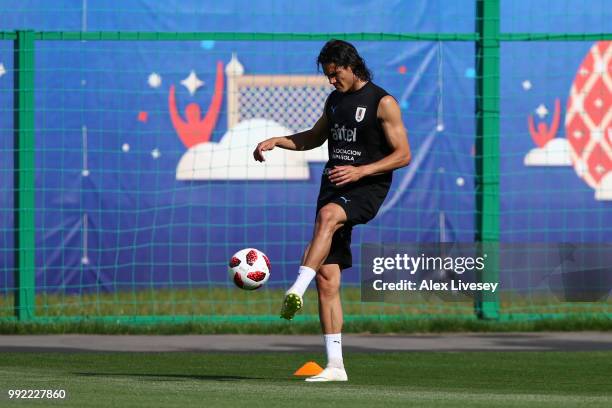 Edinson Cavani of Uruguay in action during a training session at Sports Centre Borsky on July 5, 2018 in Nizhny Novgorod, Russia.