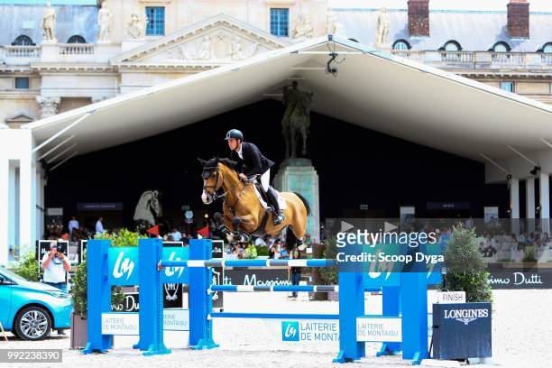 Scott Brash riding Hello Jefferson competes in the Prix Renault ZE at Champ de Mars on July 5, 2018 in Paris, France.