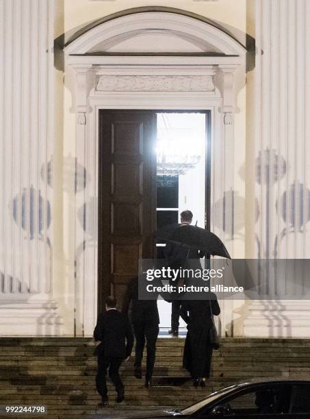 Sahra Wagenknecht and Dietmar Bartsch , leaders of The Left party at the German Bundestag, arrive at the Bellevue Palace for the meeting with German...