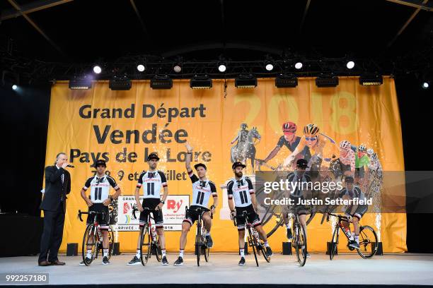 Michael Matthews of Australia / Tom Dumoulin of The Netherlands / Nikias Arndt of Germany / Simon Geschke of Germany / Chad Haga of The United States...