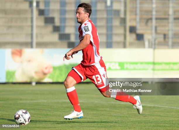 Peter Kurzweg of 1 FC Union Berlin in action with Ball during the test match between dem FSV Union Fuerstenwalde and Union Berlin at the Bonava-Arena...