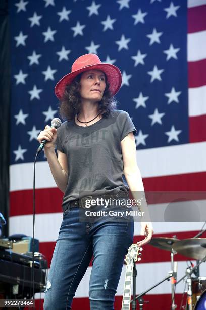 Edie Brickell & The New Bohemians perform in concert at Willie Nelson's 45th 4th Of July Picnic at the Austin360 Amphitheater on July 4, 2018 in...