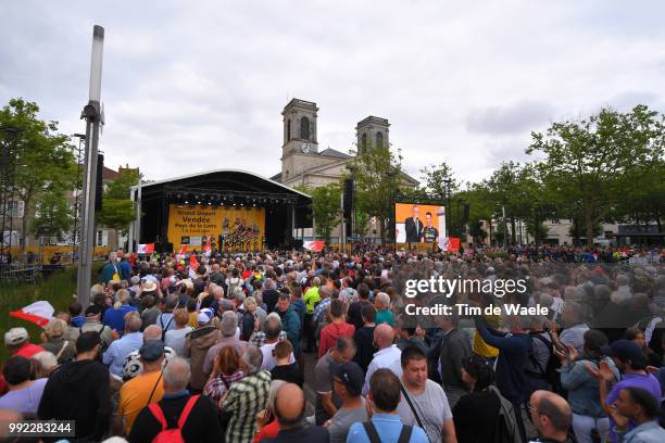 Lilian Calmajane of France / Thomas Boudat of France / Sylvain Chavanel of France / Jerome Cousin of France / Damien Gaudin of France / Fabien...