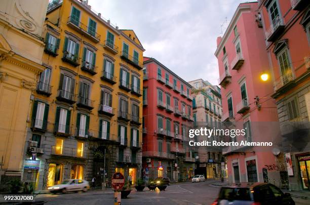 napoli a colori - colori stock-fotos und bilder