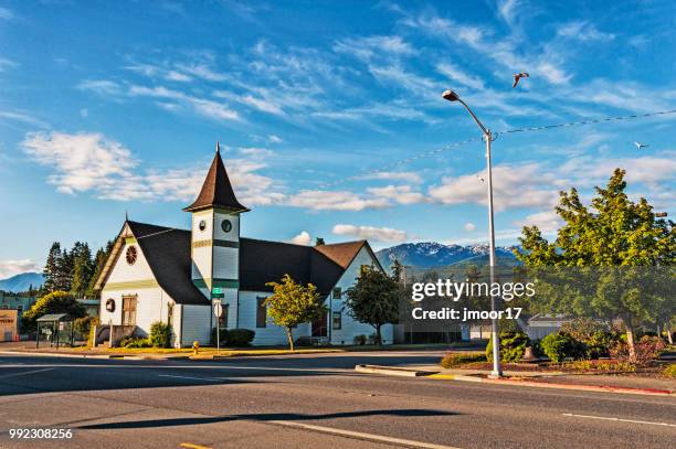 chiesa di port angeles nello stato di washington - port washington foto e immagini stock