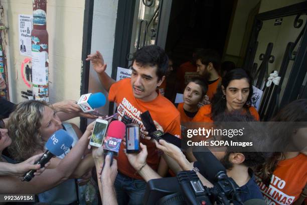 Javi a representative of the Tenants' Unions of Madrid seen speaking to the media. First attempt to evict Pepi by Proindivisos S. L., Investment...