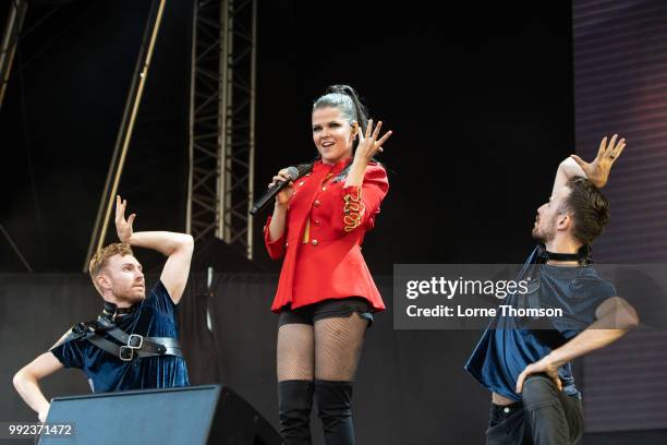 Saara Aalto Performs at Old Navy College on July 5, 2018 in London, England.