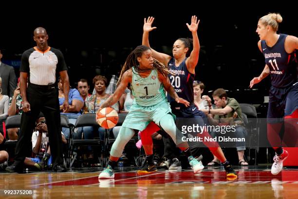 Shavonte Zellous of the New York Liberty handles the ball against the Washington Mystics on July 5, 2018 at the Verizon Center in Washington, DC....