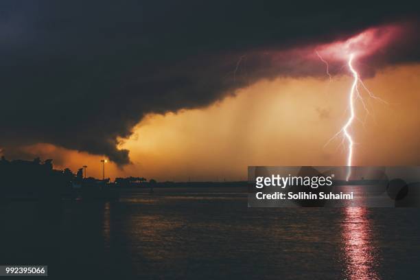 storm - suhaimi foto e immagini stock