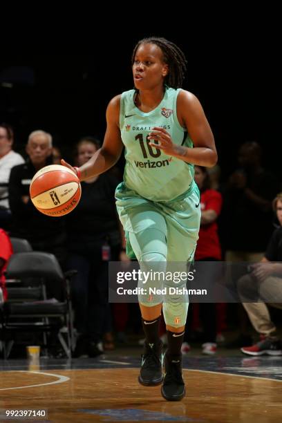 Epiphanny Prince of the New York Liberty handles the ball against the Washington Mystics on July 5, 2018 at the Verizon Center in Washington, DC....