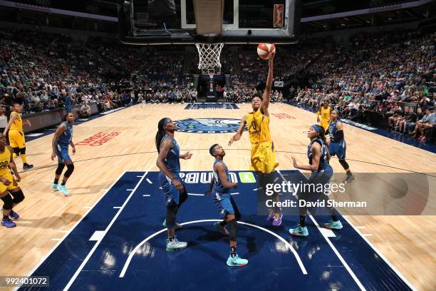 Alana Beard of the Los Angeles Sparks shoots the ball against the Minnesota Lynx on July 5, 2018 at Target Center in Minneapolis, Minnesota. NOTE TO...