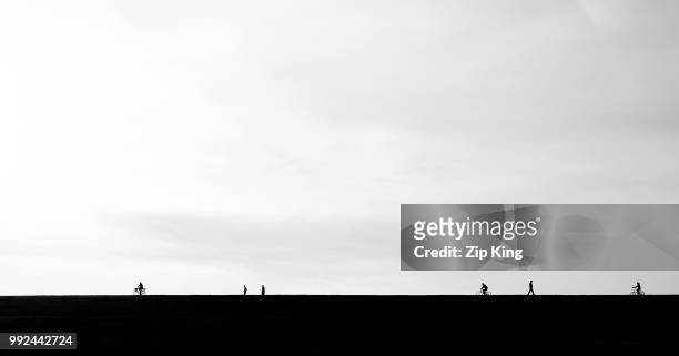 tinyman - horizon over land stock pictures, royalty-free photos & images