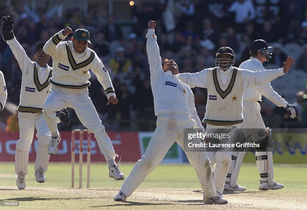 England v Pakistan x