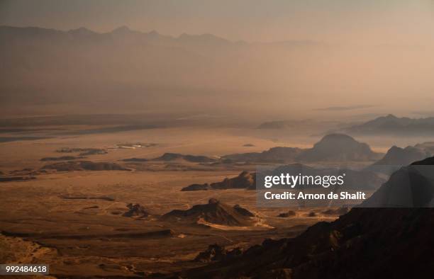 the desert mountains - arnoun stock pictures, royalty-free photos & images