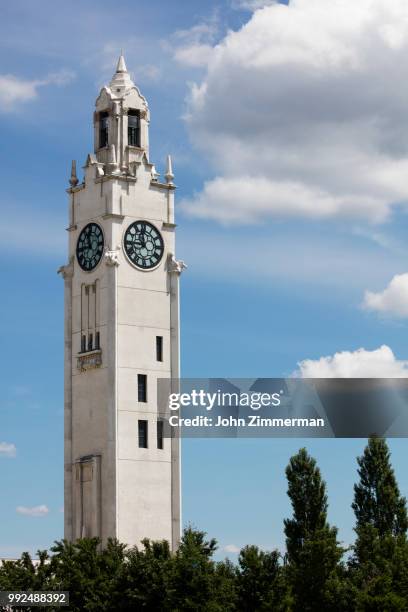 clock tower in montreal - montreal clock tower stock pictures, royalty-free photos & images