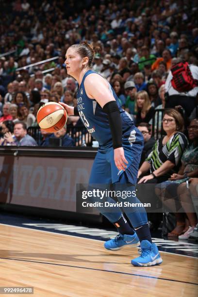 Lindsay Whalen of the Minnesota Lynx handles the ball against the Los Angeles Sparks on July 5, 2018 at Target Center in Minneapolis, Minnesota. NOTE...