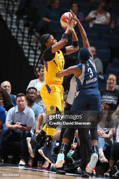 Odyssey Sims of the Los Angeles Sparks shoots the ball against the Minnesota Lynx on July 5, 2018 at Target Center in Minneapolis, Minnesota. NOTE TO...