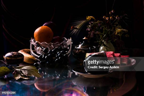 autumn nature morte - morte stock pictures, royalty-free photos & images
