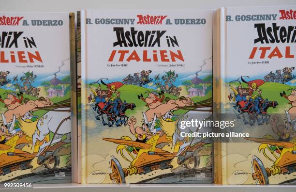 New copies of the comics "Asterix in Italy" can be seen at the book store "Wittwer" in Stuttgart, Germany, 19 October 2017. Photo: Marijan Murat/dpa