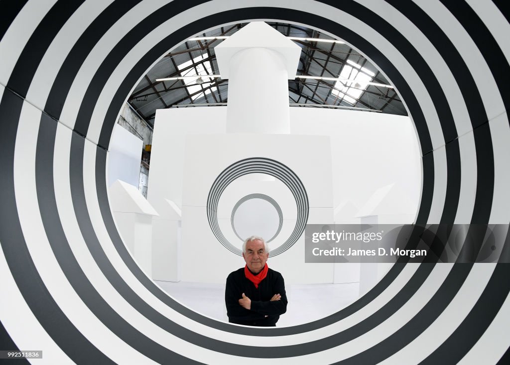 French Artist Daniel Buren Unveils Installation For First Australian Show