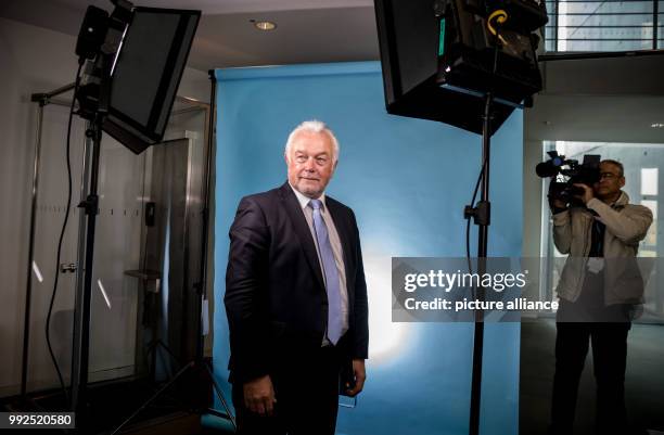 Wolfgang Kubicki, deputy federal chairman of the FDP party, photographed before the start of the parliamentary group meeting at the photo studio of...