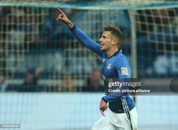 Leon Goretzka of Schalke celebrates the goal for 1:0 during the German Bundesliga football match between FC Schalke 04 and FSV Mainz 05 in...