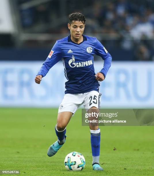 Schalke's Amine Harit in action during the German Bundesliga football match between FC Schalke 04 and FSV Mainz 05 in Gelsenkirchen, Germany, 20...