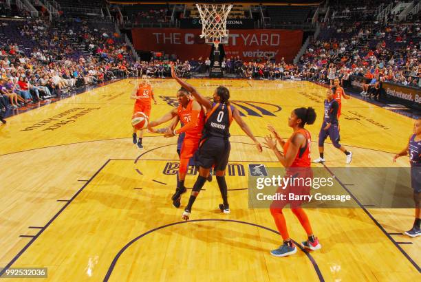 Alex Bentley of the Connecticut Sun handles the ball against the Phoenix Mercury on July 5, 2018 at Talking Stick Resort Arena in Phoenix, Arizona....