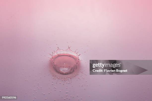 waterdrop - splash crown stock pictures, royalty-free photos & images