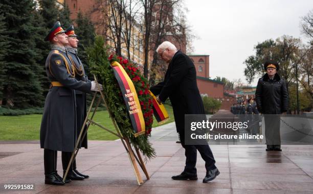 German President Frank-Walter Steinmeier lays a wreath at the Tomb of the Unknown Soldier in Moscow, Russia, 25 October 2017. Steinmeier will meet...