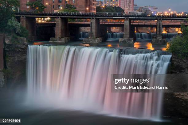 high falls, new york - two firefighters shot dead two wounded responding to fire outside of rochester stockfoto's en -beelden