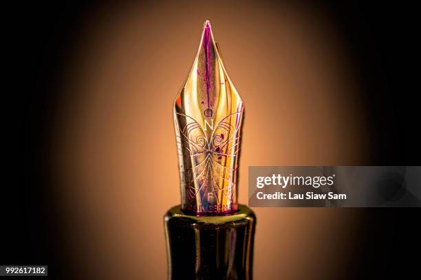 art of writing - vulpen stockfoto's en -beelden