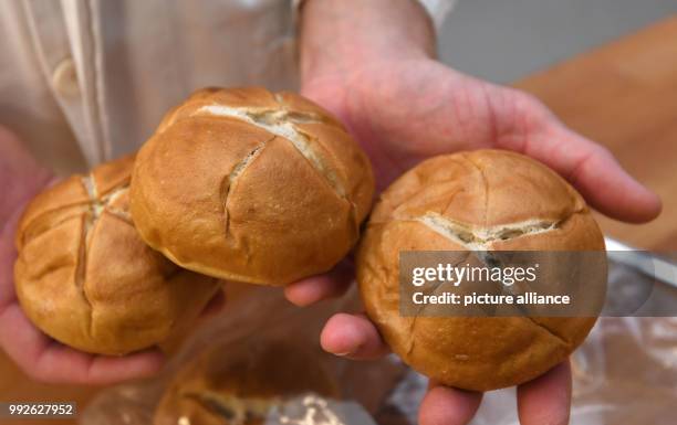 Food expert Malte Gerken with bread rolls in a bakery in Bremerhaven, Germany, 27 September 2017. Gerken is attempting to develop a special dough...