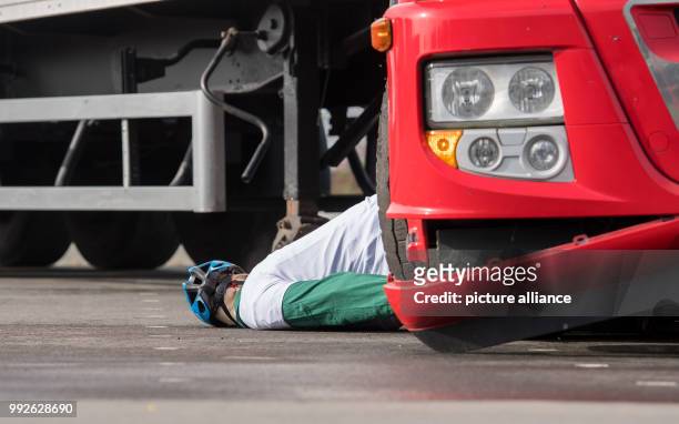 Dummy is used to simulate a collision between a lorry and a cyclist as part of a research project in Münster, Germany, 26 October 2017. The research...