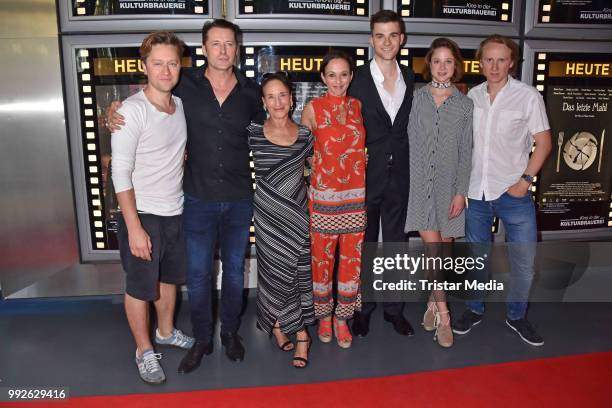 Adrian Topol, Bruno Eyron, Daphna Rosenthal, Sharon Brauner, Patrick Moelleken, Sandra von Ruffin and Florian Frerichs during the premiere of 'Das...