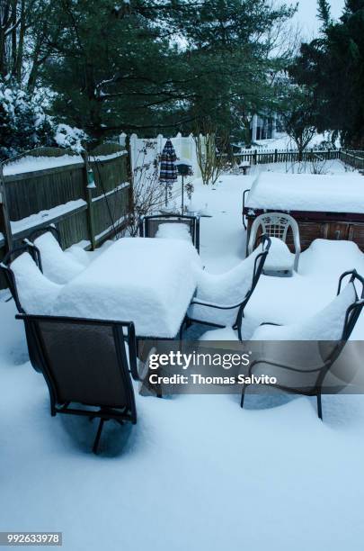 who's up for barbaque? - barbaque stock pictures, royalty-free photos & images